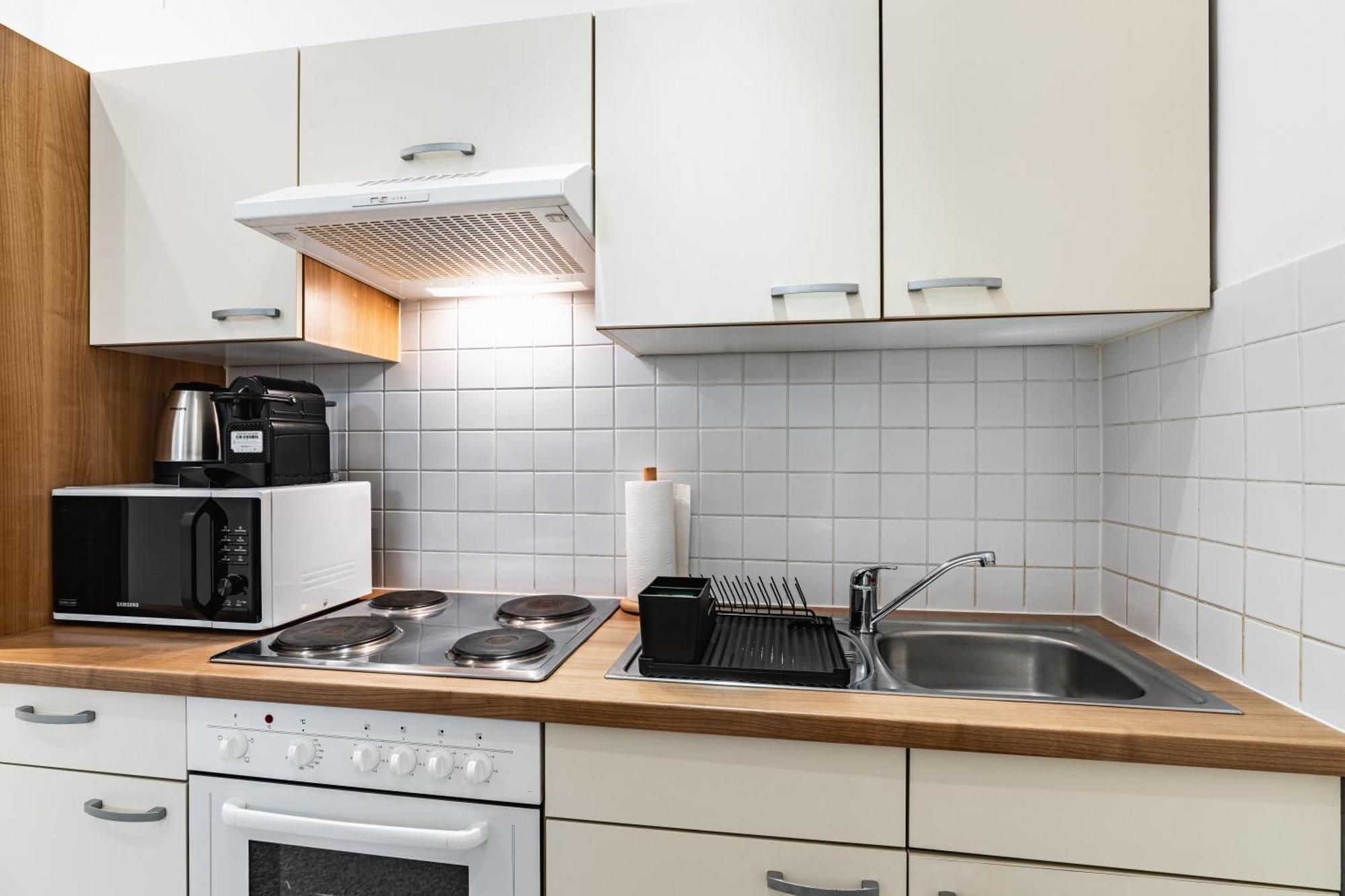 Spacious 3-Room Apt. 15 Min To The City Center Wien Ngoại thất bức ảnh